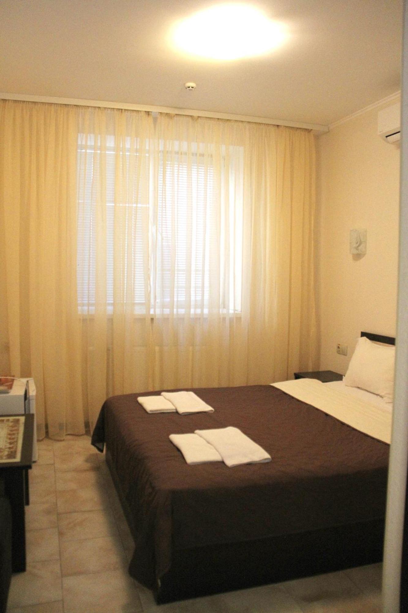 Breeze Hotel Odessa Exterior foto